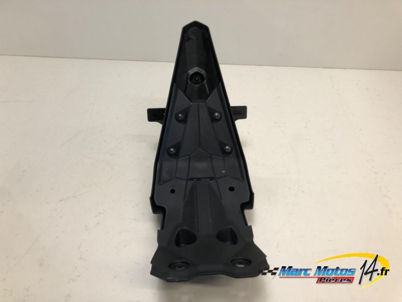 SUPPORT DE PLAQUE SUZUKI 1000 GSX-S GT 2025