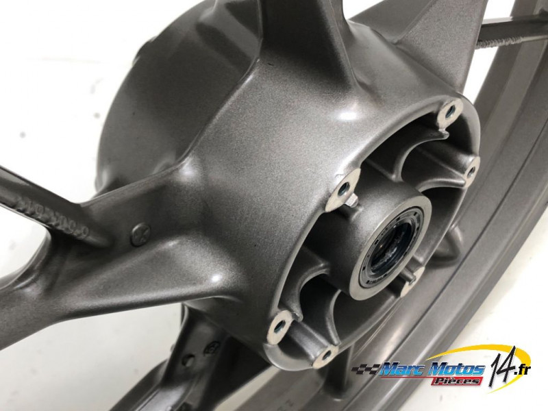 JANTE AVANT BMW F700GS 2014