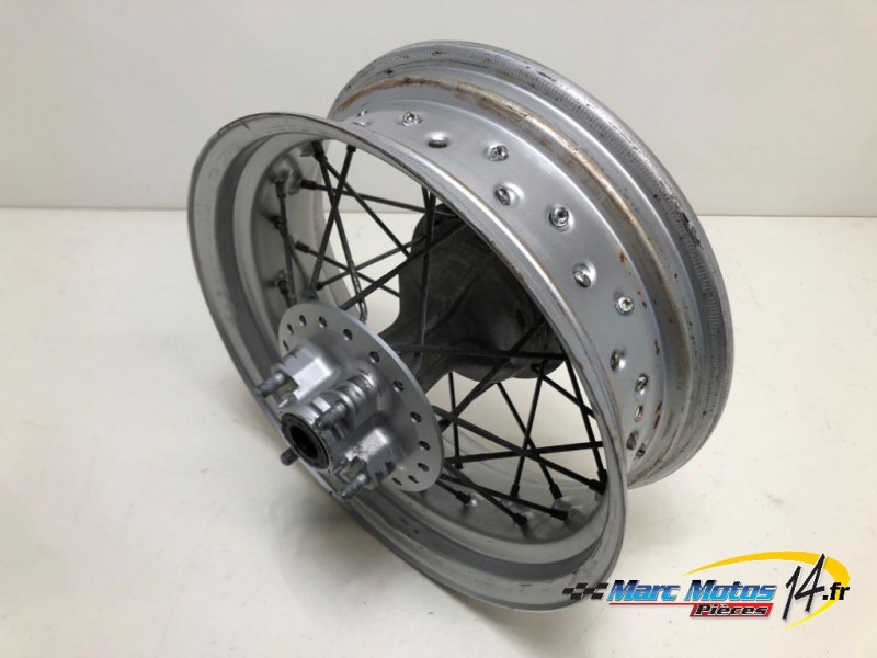 JANTE ARRIERE SUZUKI 125 VANVAN 2009