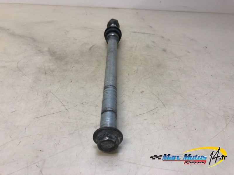 AXE DE ROUE ARRIERE KAWASAKI Z800 E ABS 2016