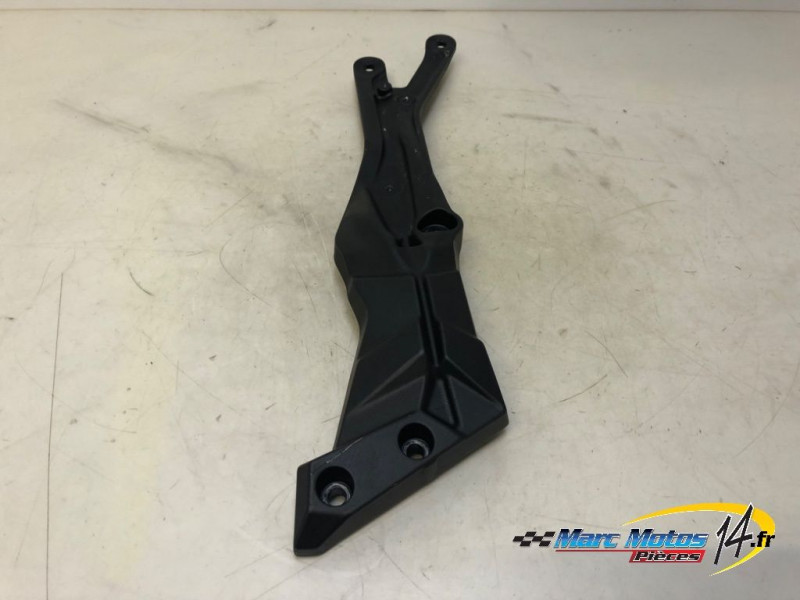 RENFORT DE CADRE GAUCHE KAWASAKI Z800 E ABS 2016