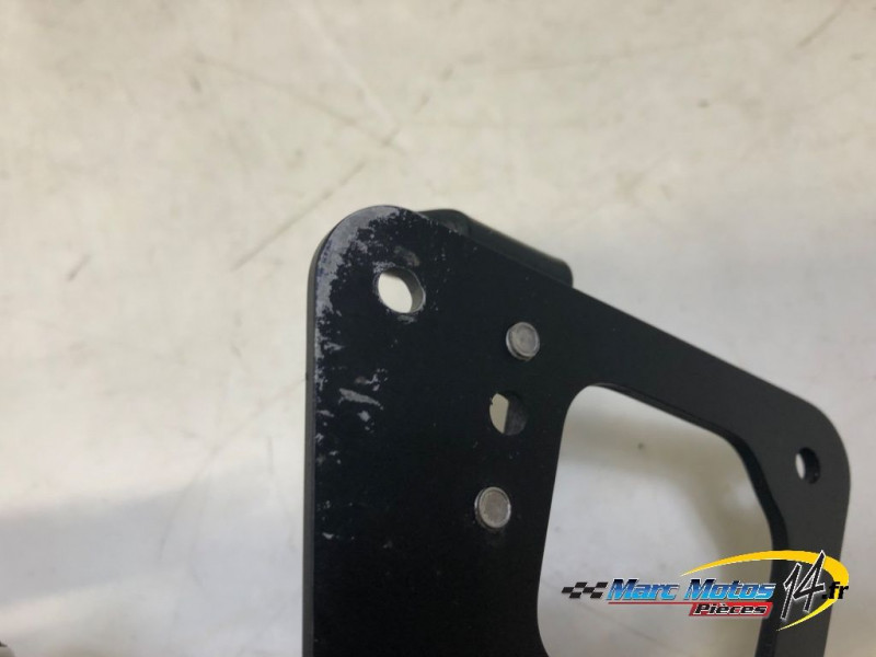 SUPPORT DE PLAQUE KAWASAKI Z800 E ABS 2016