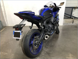YAMAHA R7 