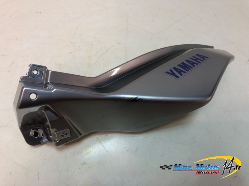 CACHE LATERAL GAUCHE YAMAHA MT07 TRACER A2 2024