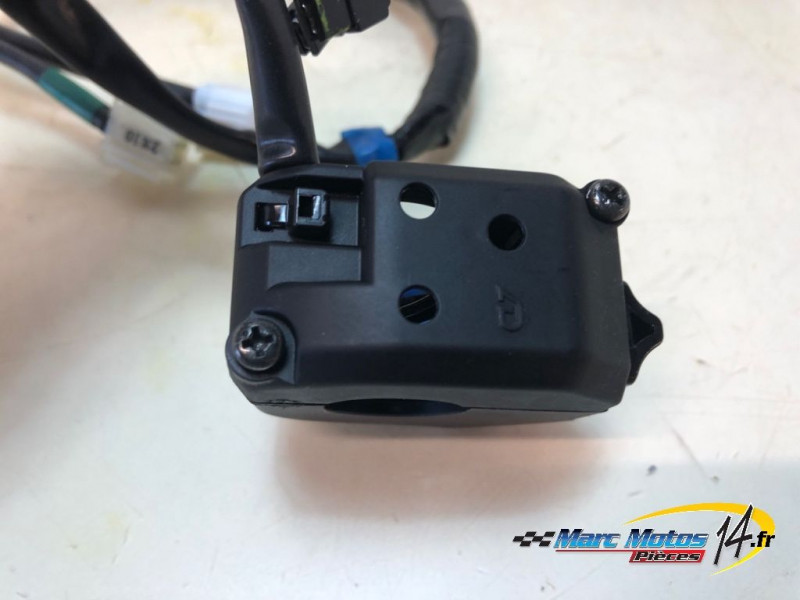 COMMODO DROIT YAMAHA MT07 TRACER A2 2024