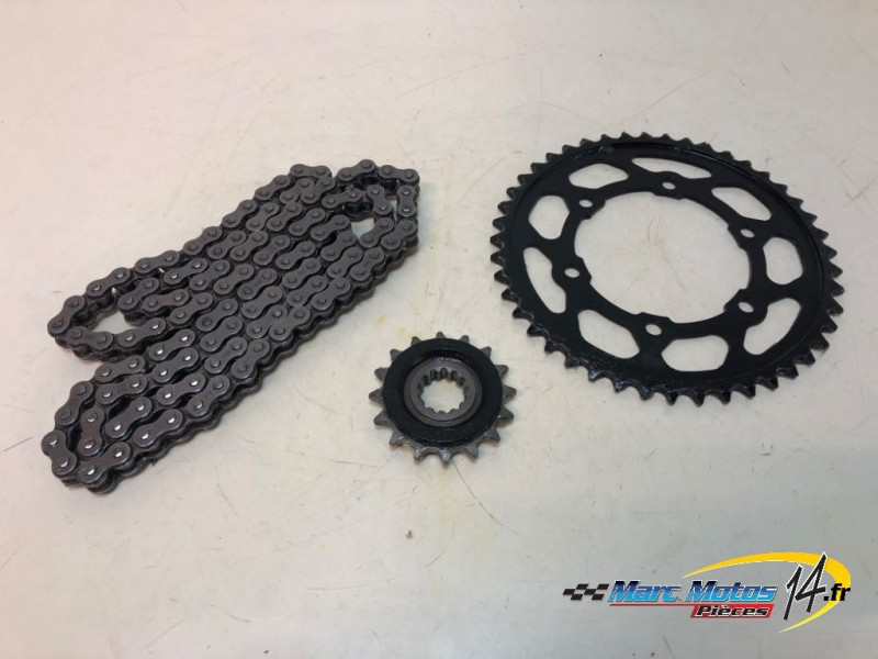 KIT CHAINE YAMAHA MT07 TRACER A2 2024