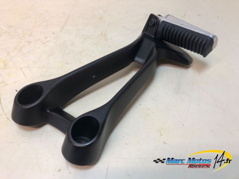 PLATINE ARRIERE DROITE YAMAHA MT07 TRACER A2 2024