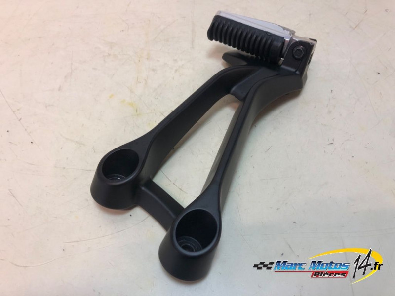 PLATINE ARRIERE GAUCHE YAMAHA MT07 TRACER A2 2024