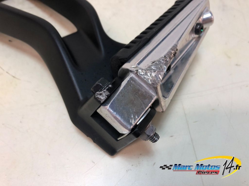 PLATINE ARRIERE GAUCHE YAMAHA MT07 TRACER A2 2024