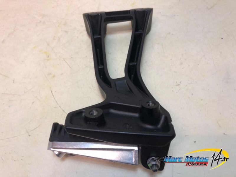PLATINE ARRIERE GAUCHE YAMAHA MT07 TRACER A2 2024
