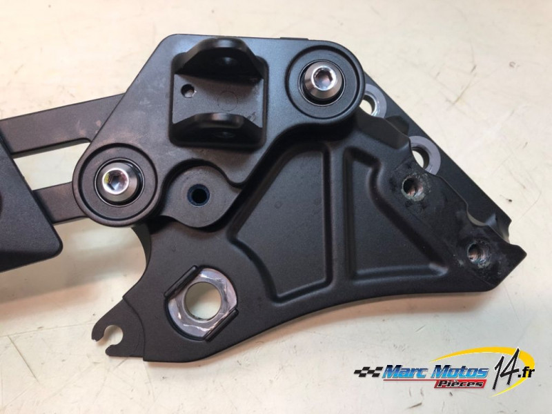 PLATINE AVANT GAUCHE YAMAHA MT07 TRACER A2 2024