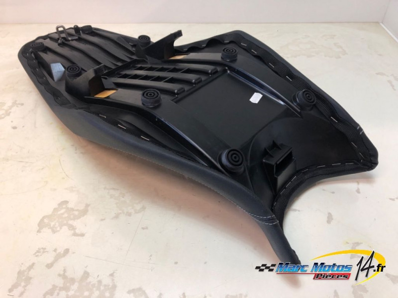 SELLE BIPLACE YAMAHA MT07 TRACER A2 2024