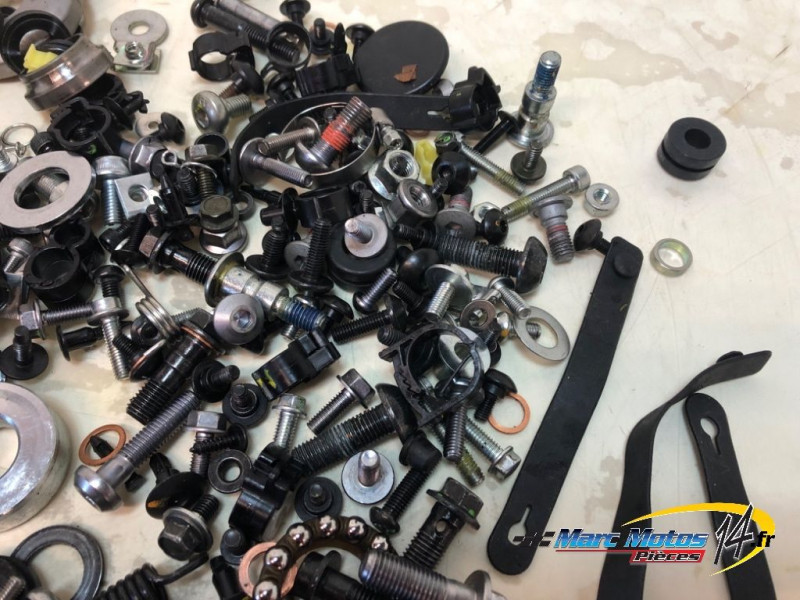 VISSERIE YAMAHA MT07 TRACER A2 2024