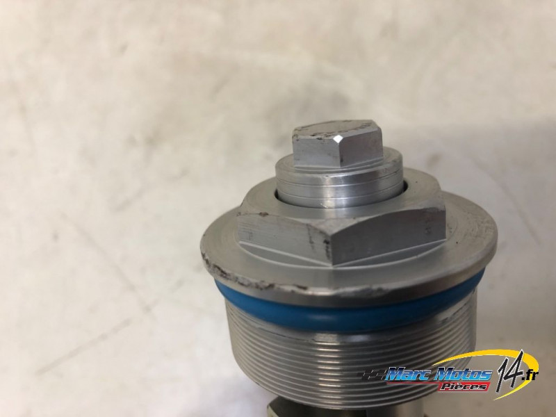 BOUCHON DE FOURCHE APRILIA 457 RS 2024