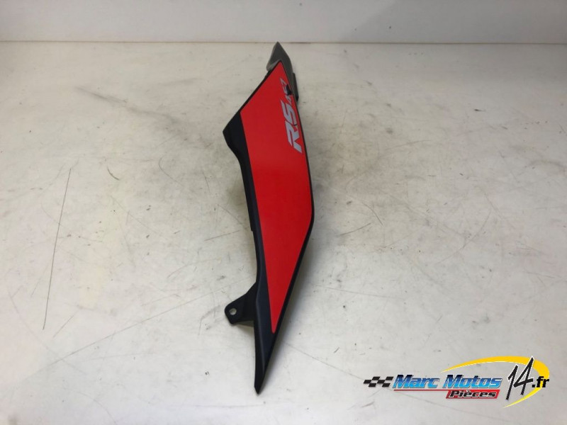 CACHE LATERAL DROIT APRILIA 457 RS 2024