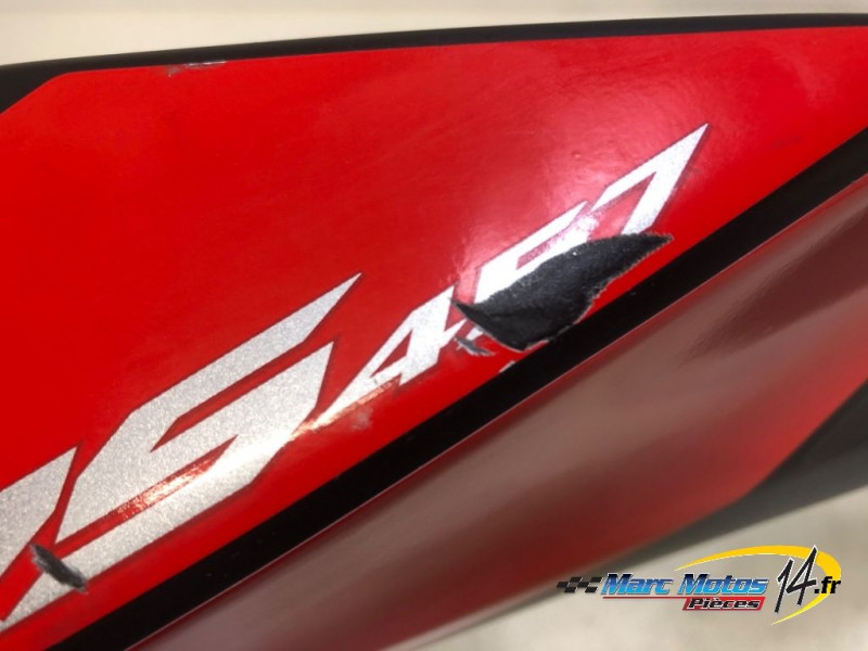 CACHE LATERAL DROIT APRILIA 457 RS 2024