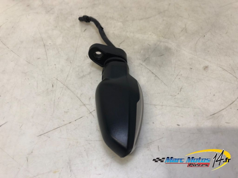 CLIGNOTANT ARRIERE DROIT APRILIA 457 RS 2024