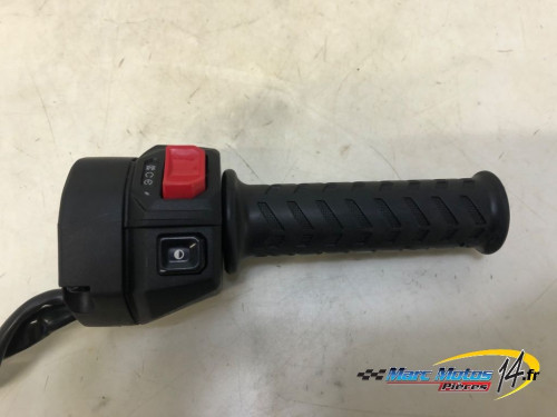 COMMODO DROIT APRILIA 457 RS 2024