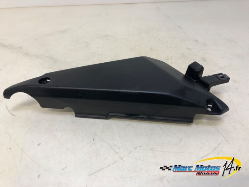 CACHE LATERAL INTERMEDIAIRE GAUCHE KAWASAKI Z650 ABS A2 2018