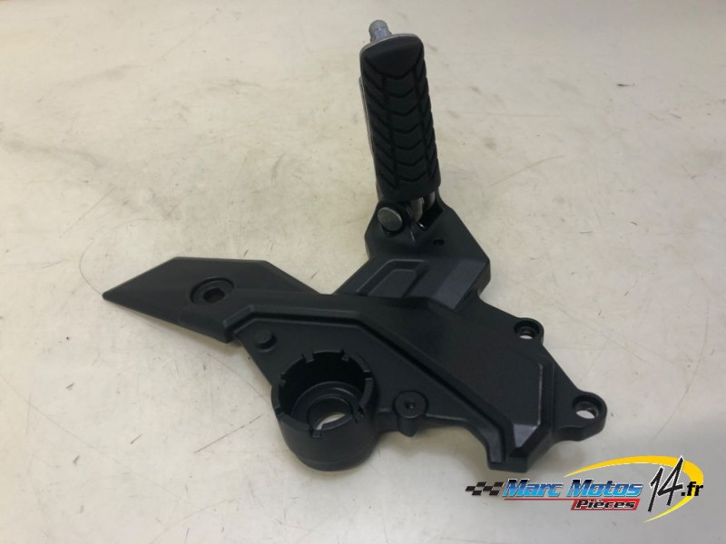 PLATINE AVANT DROITE KAWASAKI Z650 ABS A2 2018