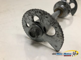 AXE DE ROUE ARRIERE HONDA 125 NX 1997