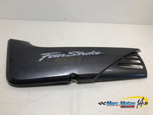 CACHE LATERAL GAUCHE HONDA 125 NX 1997