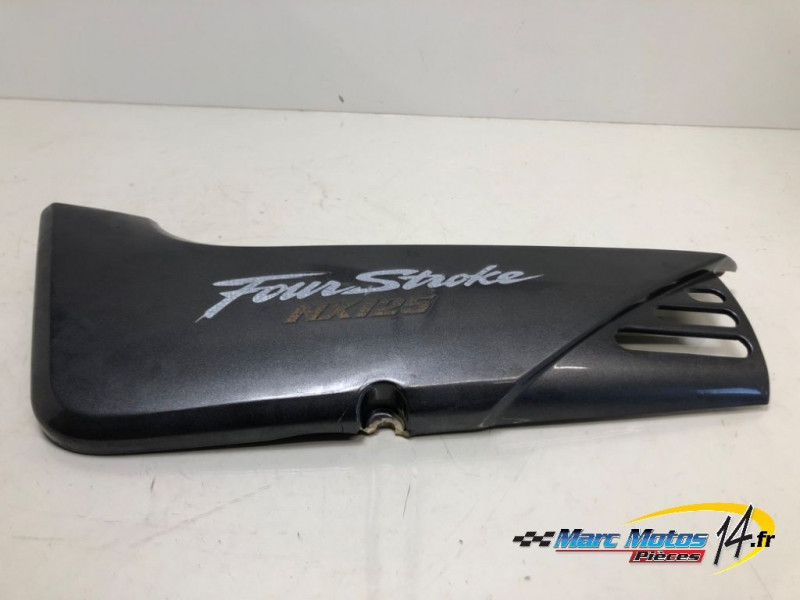 CACHE LATERAL GAUCHE HONDA 125 NX 1997