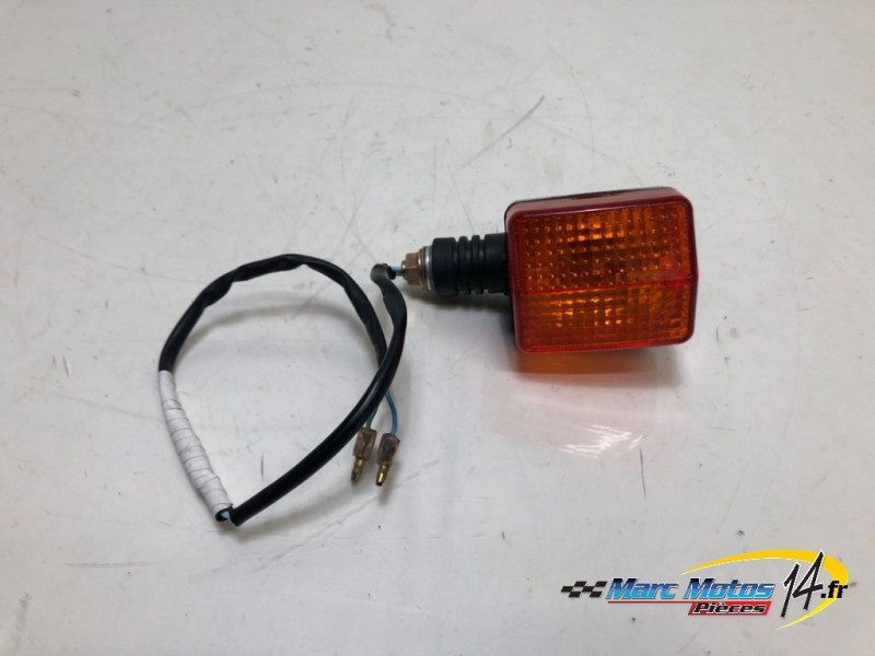CLIGNOTANT AVANT DROIT HONDA 125 NX 1997