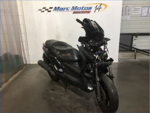 YAMAHA 125 XMAX 