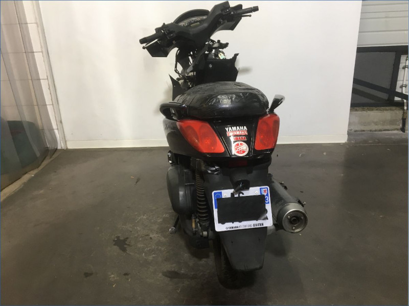 YAMAHA 125 XMAX 
