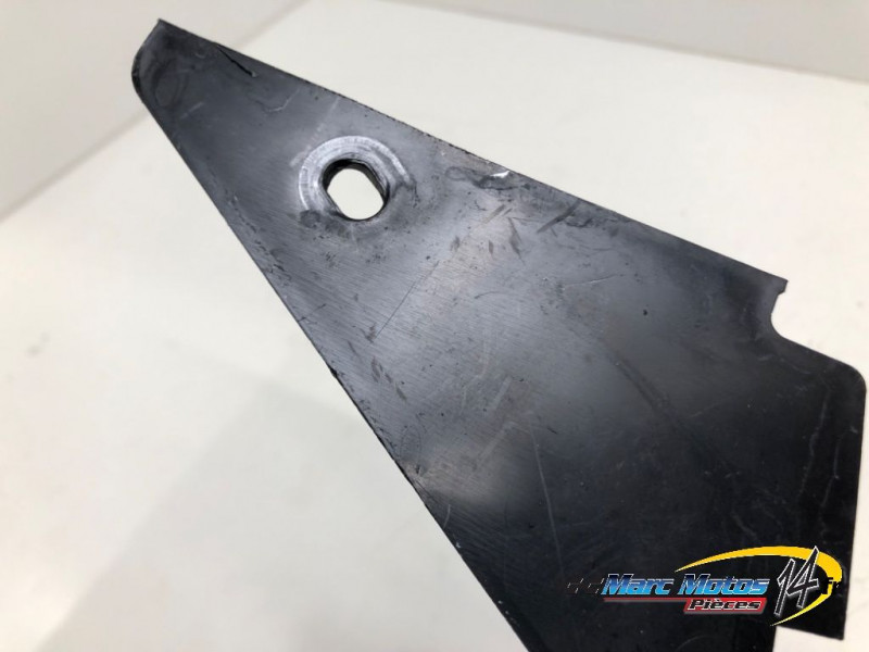 PLASTIQUES ET CAOUTCHOUCS DIVERS HONDA 125 NX 1997