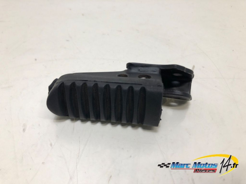 PLATINE AVANT DROITE HONDA 125 NX 1997