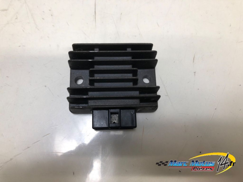 REGULATEUR HONDA 125 NX 1997