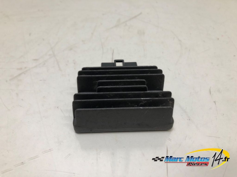 REGULATEUR HONDA 125 NX 1997