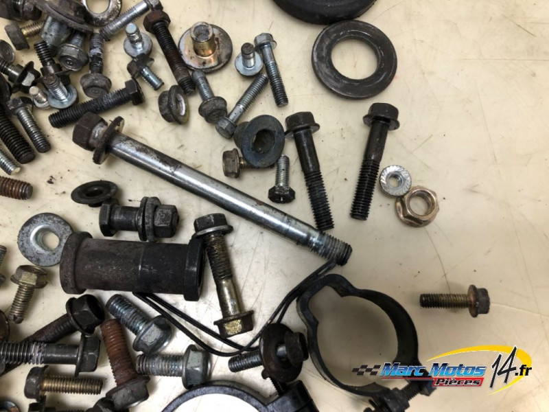 VISSERIE HONDA 125 NX 1997