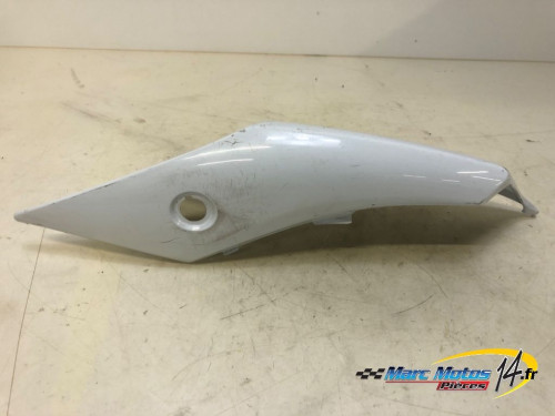 CACHE LATERAL GAUCHE SUZUKI 600 GSXR 2008