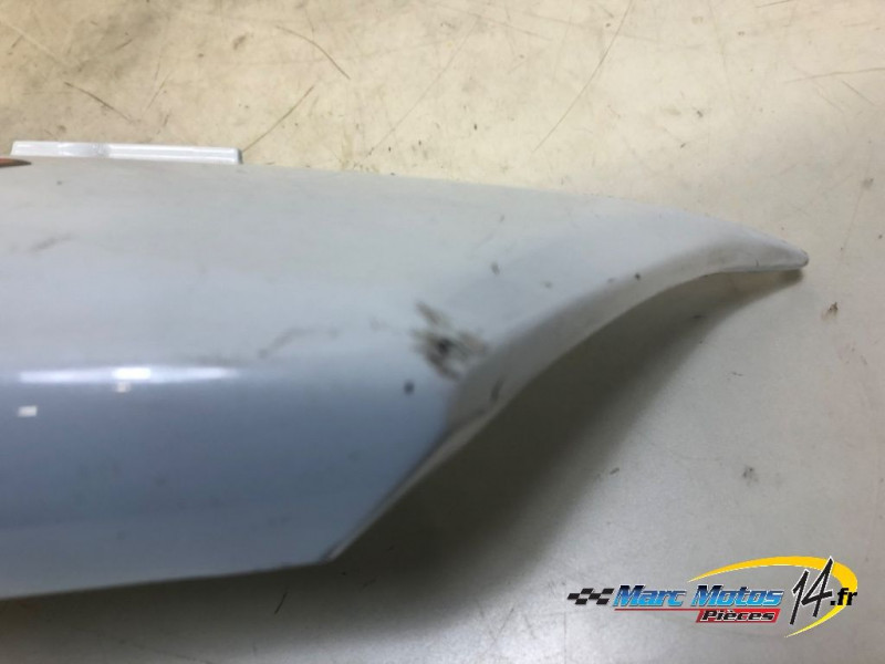 CACHE LATERAL GAUCHE SUZUKI 600 GSXR 2008