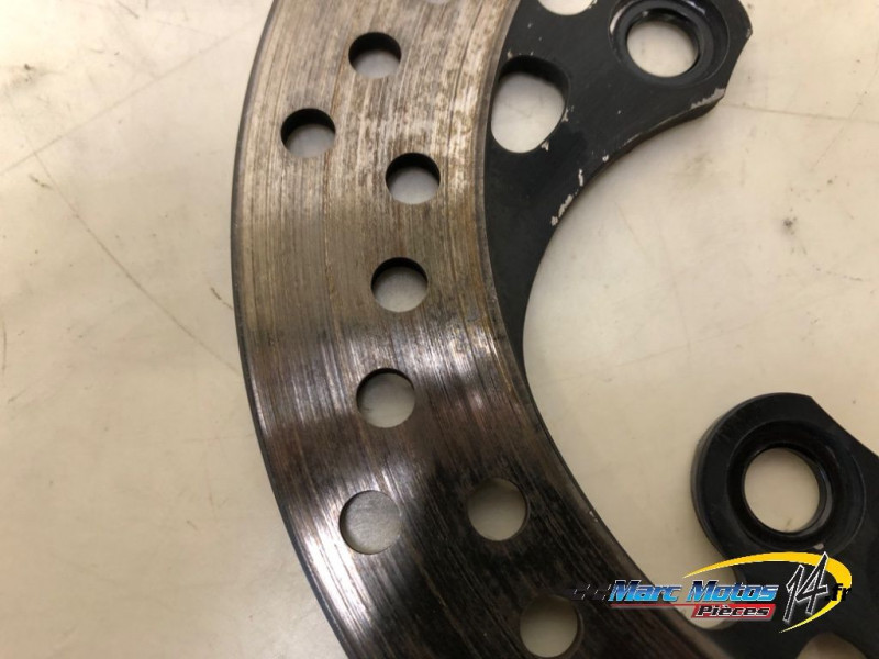 DISQUE ARRIERE SUZUKI 600 GSXR 2008