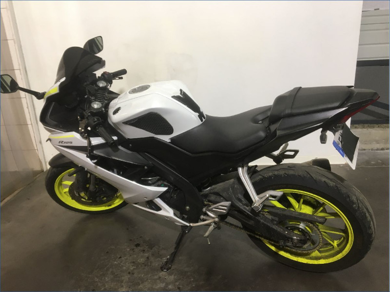 YAMAHA 125 YZF-R 