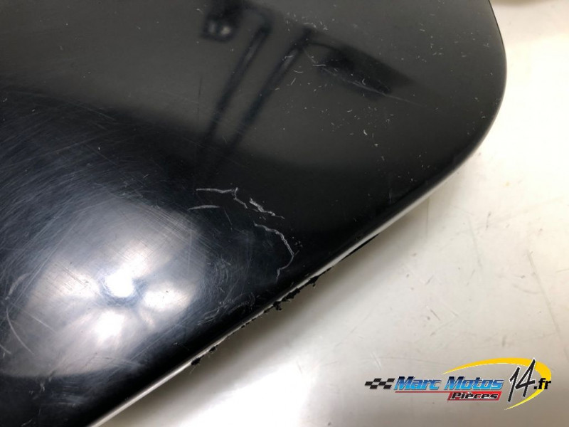 CACHE LATERAL DROIT YAMAHA 125 DTR 1997