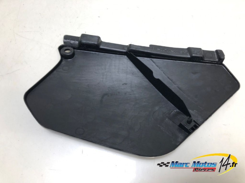 CACHE LATERAL GAUCHE YAMAHA 125 DTR 1997