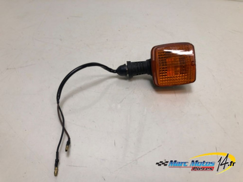 CLIGNOTANT AVANT GAUCHE YAMAHA 125 DTR 1997