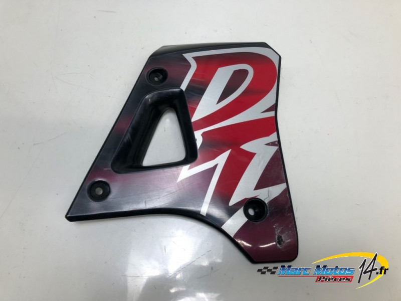 ECOPE DE RESERVOIR DROITE YAMAHA 125 DTR 1997