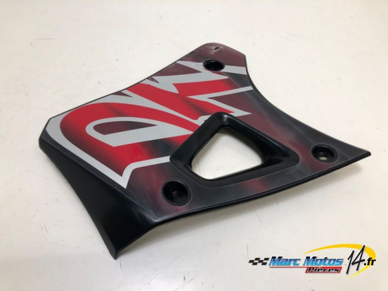 ECOPE DE RESERVOIR DROITE YAMAHA 125 DTR 1997