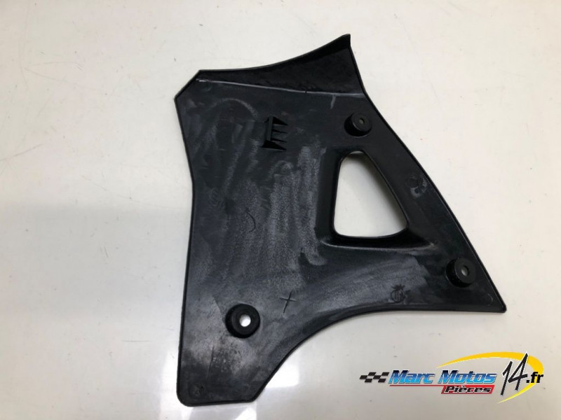 ECOPE DE RESERVOIR DROITE YAMAHA 125 DTR 1997