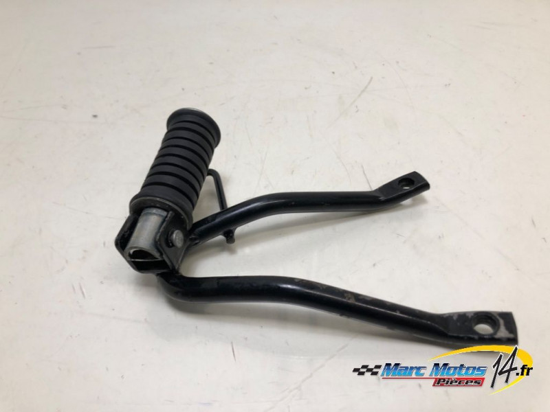 PLATINE ARRIERE DROITE YAMAHA 125 DTR 1997