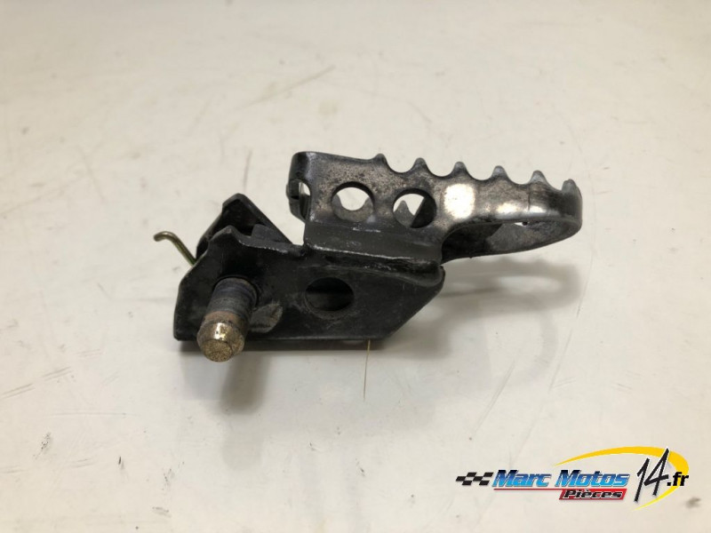 REPOSE-PIED AVANT DROIT YAMAHA 125 DTR 1997
