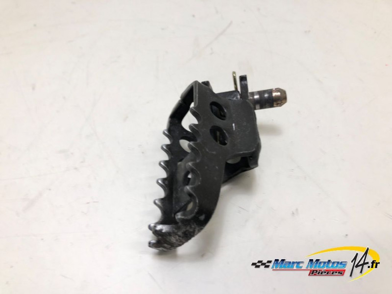 REPOSE-PIED AVANT GAUCHE YAMAHA 125 DTR 1997