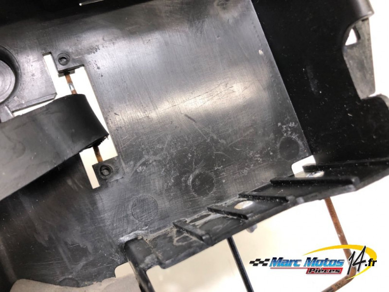 SUPPORT BATTERIE YAMAHA 125 DTR 1997