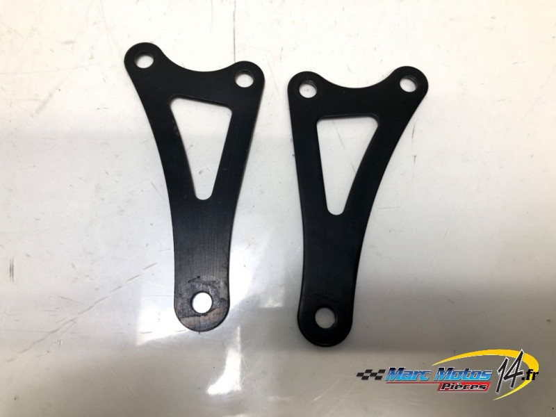 SUPPORT MOTEUR YAMAHA 125 DTR 1997